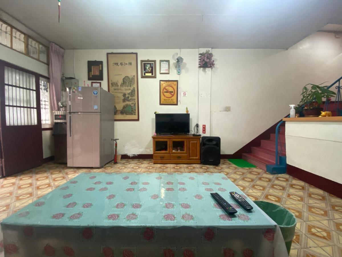 ホテル Wayu House Dawu エクステリア 写真